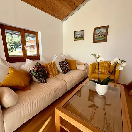 Mit Bergblick & Sauna