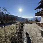Mit Bergblick & Sauna Pill