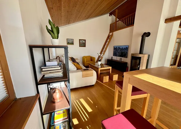 Mit Bergblick & Sauna * Pill