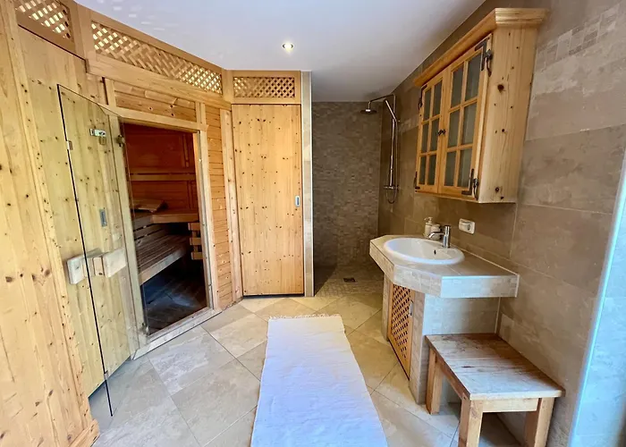 Mit Bergblick & Sauna Vakantiehuis *