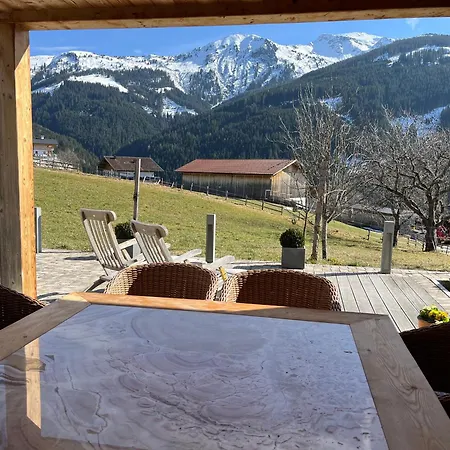 Mit Bergblick & Sauna * Pill